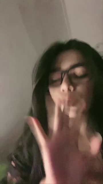 Viral Ica Kane Nyepong Pacar Barunya Live Mesum Bugil Show – [ Telegram @GalleryKuVIP ]
