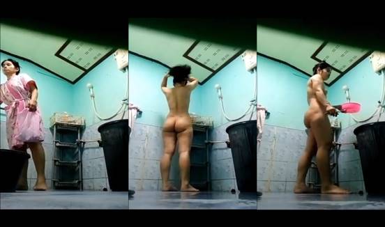 Video Bokep mandi ngintip janda binal kesepian