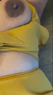 Yandex Viral Tante Yona Toge Goyang Brondong di Hotel